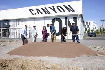 Neues Erlebniszentrum für 800 E-Bikes in Koblenz