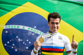 Henrique Avancini verlässt Cannondale Factory Racing