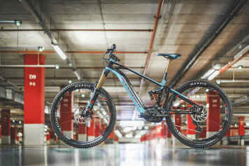 170 Millimeter, 29 Zoll, E-motorisiert