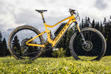 Supertourer in Carbon