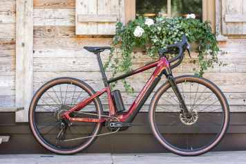 E-Gravelbike mit Bosch SX Motor vorgestellt
