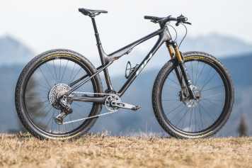 Spanischer Schnellzug für Racer mit nur 80 Millimeter Hub