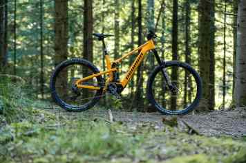 Carbon E-MTB mit Sram Eagle Powertrain vorgestellt