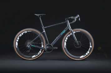 Italienische MTB-Spezialisten bringen Carbon-Gravelbikes ab 2.990 Euro