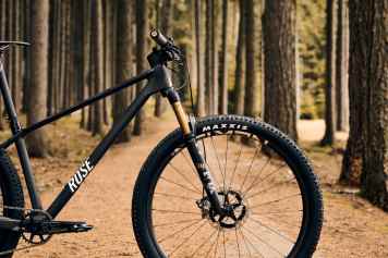 Neues Crosscountry Hardtail vom Versender