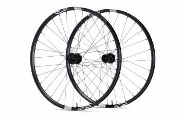 ALLOY IST ZURÜCK, WEITERSAGEN - Crankbrothers