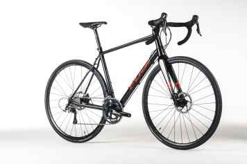 Das Fuji Sportif 1.3 Disc - gibt’s auch mit Felgenbremse