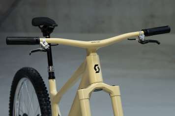 Dangerholms neues Superbike – nur clean oder schon klinisch rein?