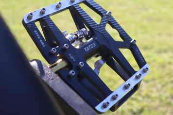 Superleichtes & griffiges Pedal neu aufgelegt im Test