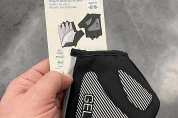 Standpumpe, Fahrradlicht & Handschuhe im Check