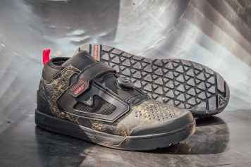 Leatt Pro Flat 3.0 - top Schutz für harte Trail-Einsätze