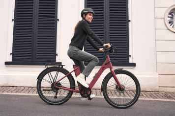 Mit den Crivit Urban E-Bikes X.3 und Y.3 in den Frühling