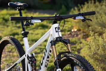 Cross-Country-Fully mit breitem Einsatzbereich