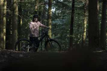 Rosa & Sand - jetzt wird’s fast bunt bei den Freiburger Fahrradtrikots!