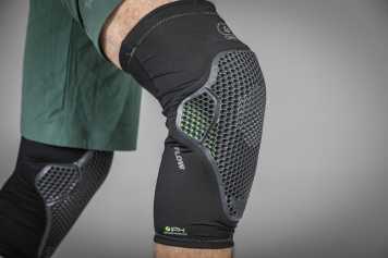 Luftiger Schützer - der O’Neal Flow Knee Guard im Test