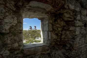 Die Strada delle 52 Gallerie am Pasubio
