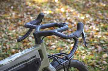 Sorglos pendeln - dank diesem Gravelbike