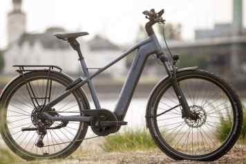 Komfort für Offroad-Abenteuer mit diesem SUV-E-Bike