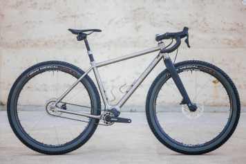 Formvollendetes Getriebe-Gravelbike