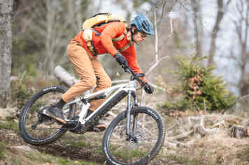 Das sind die 4 besten E-MTB-Schnäppchen des Jahres