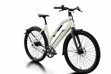 Tiefeinsteiger-Version des vernetzten City-E-Bikes vorgestellt