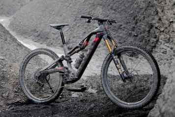 Superleichtes E-MTB mit DJI-Power - explosive Mischung!