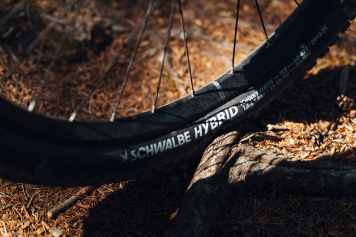 Wer hat Radial-Reifen fürs Mountainbike?