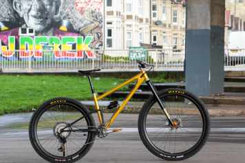 Das Starling Big Bird rollt an - in Serie, aber limitiert