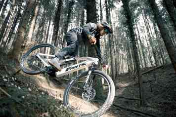 Zwei neue E-MTB-Plattformen mit Bosch CX Gen5