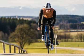 Rennräder im Windkanal – die 3 schnellsten Aero-Boliden