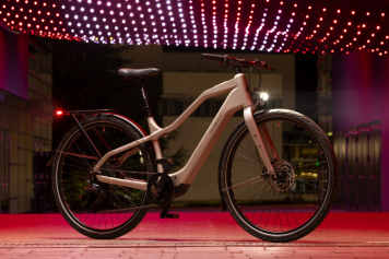 City E-Bike mit starkem DJI Avinox-Motor