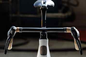 Stahlrennrad mit 3D-Druck-Komponenten