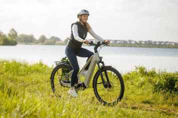 Trekkingbike mit Pinion MGU und Riemenantrieb