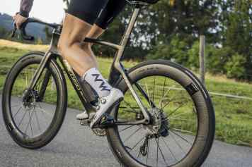 Baldiso knackt mit dem Zenith Aero-Rekord und TOUR-Bestmarke