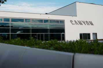 E-Rennräder von Canyon live erleben