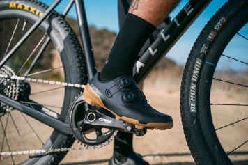 Shimano SH-RX710 available in three widths for the first time
