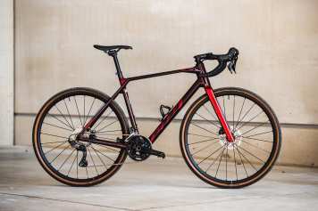 Schnelles Gravelbike für Alltag und Bikepacking