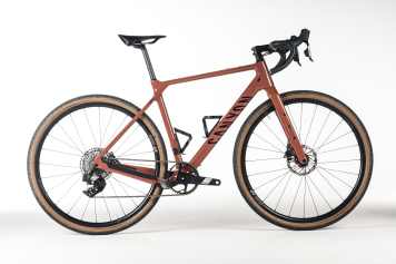 Testsieg für das komfortable Abenteuer-Gravelbike