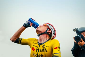 Kirschsaft plus für Regeneration nach Wettkampf