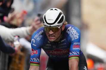 WM in Val di Sole - Pidcock Mountainbike-Weltmeister - Van der Poel chancenlos
