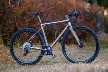Das Equilibrium Brutalist Titan-Gravelbike