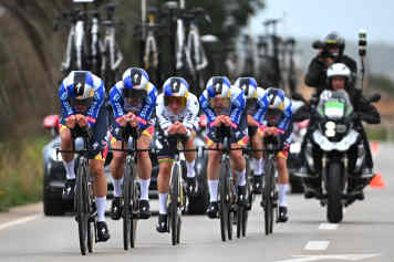 Team mit Lipowitz und Evenepoel gewinnt Mannschaftszeitfahren