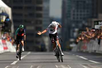 Del Toro wins World Championship dress rehearsal ahead of Seixas