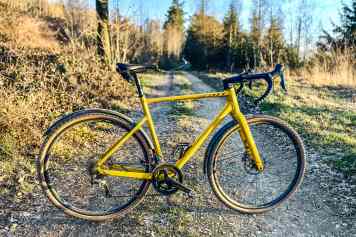 Sportliches Commuter Bike im Test