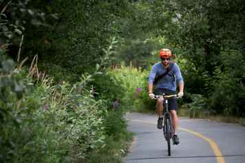 Mit dem Rad Stress abbauen und bares Geld sparen