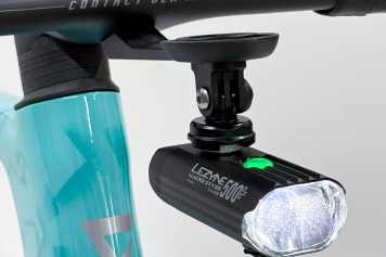 Starkes Licht fürs Aero-Cockpit
