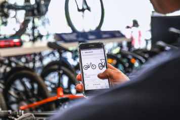 Discontinued models, refurbished bikes & remaining stock