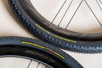 Des pneus gravel rapides, made in Italy