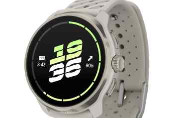 GPS sports watch with 38 hours’ battery life