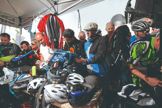 Wie viel Sinn macht Second Hand bei Fahrrad-Klamotten?